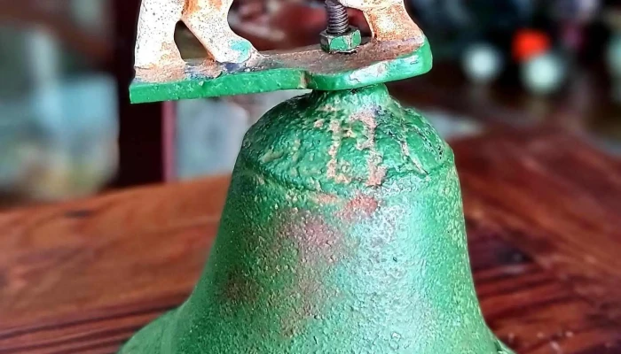 Campana hierro fundido imagen de perro , buen sonido