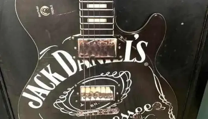 Cartel Guitarra Jack Daniels 075 X 198 2 - 06-12-2020