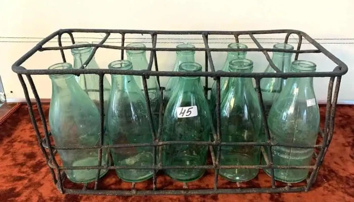 Casillero Con 10 Botellas Conaprole -  1 - 06-12-2020