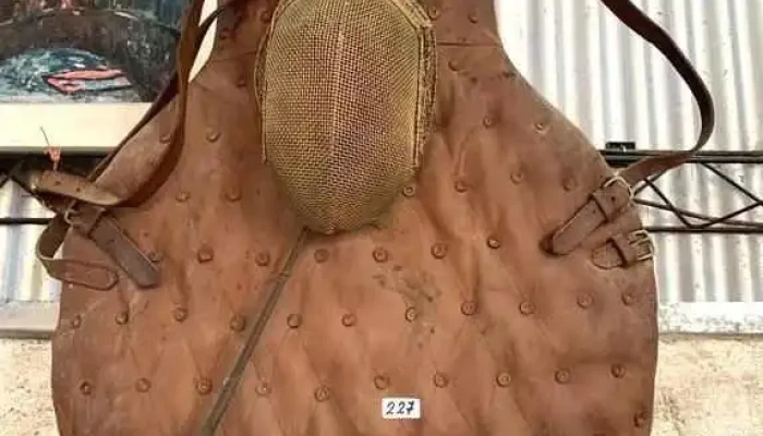 Conjunto Antiguo De Esgrima Florete Pe 1 - 06-12-2020