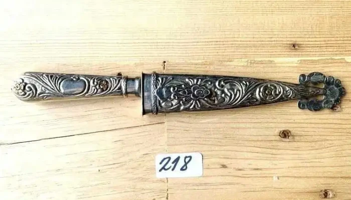 Cuchillo Pampeana Tandil Con Cabo Y Vain 2 - 06-12-2020