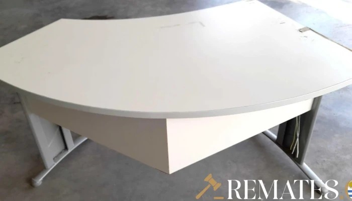 escritorio medio punto blanco moderno