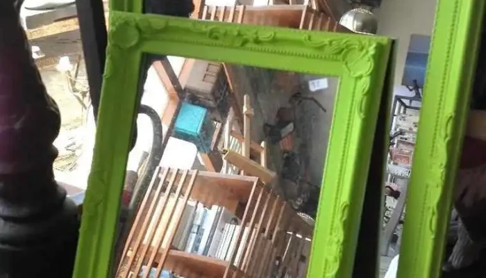 espejos chicos c/marco verde