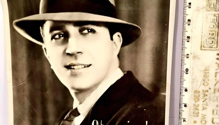 Foto De Carlos Gardel Obsequio De Antigu 3 - 17-06-2021