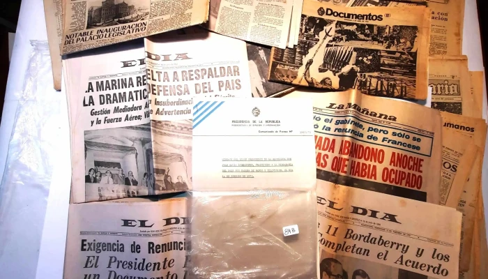 Gran Lote De Periodicos Sobre Golpe De E 1 - 05-06-2021