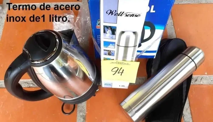 jarra electrica + termo de 1 litro
