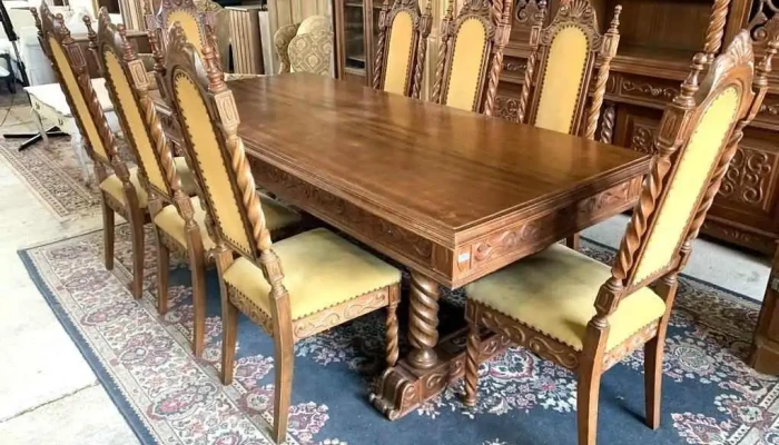 Jgo De Comedor Renacimiento Italiano Mesa 2,20 X 1m  X 0,80 Alto Y 8 Sillas