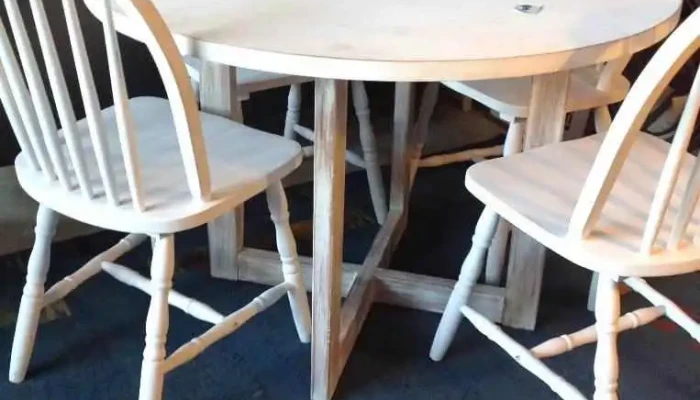 Juego De Mesa Blanca Redonda Con 4 Silla 1 - 29-11-2020