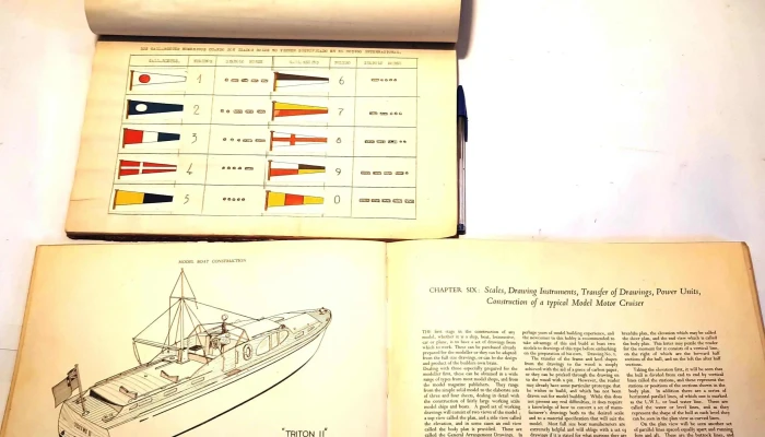 Libro De Modelos De Barcos Y Otro De Sen 3 - 05-06-2021