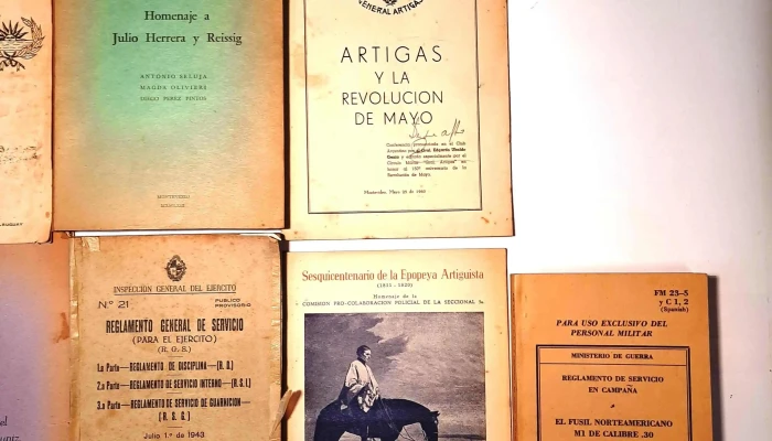 Libros Varios Y Documentos Militaria Co 3 - 05-06-2021