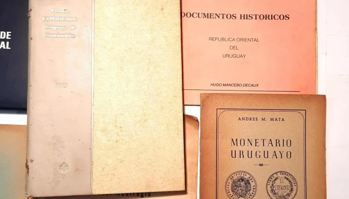 Libros Y Cuadernillos Sobre Numismatica 3 - 05-06-2021
