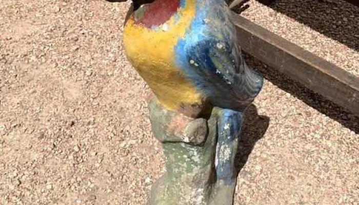 Loro En Hormigon 0,80 Alto