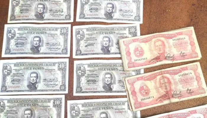 Lote De 50 Billetes Uruguayos -  2 - 30-07-2021