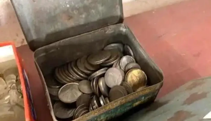 Lote De Caireles Y Dos Latas Con Monedas -  3 - 06-12-2020