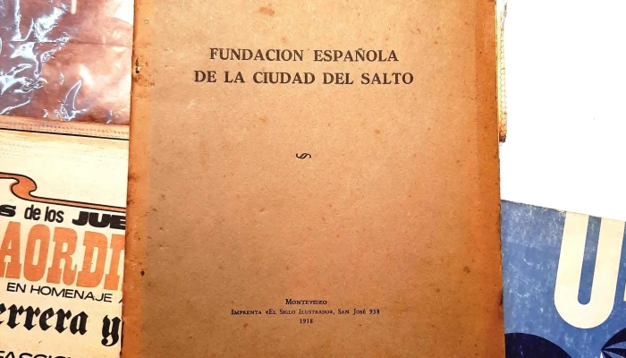 Lote De Diarios Suplementos Y Revistas 3 - 05-06-2021