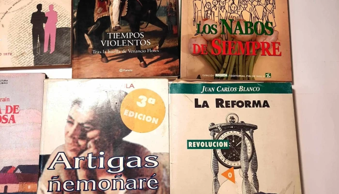 Lote De Libro Modernos De Autores Urugua 4 - 05-06-2021