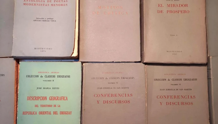 Lote De Varios Tomos De Clasicos Uruguay 4 - 05-06-2021