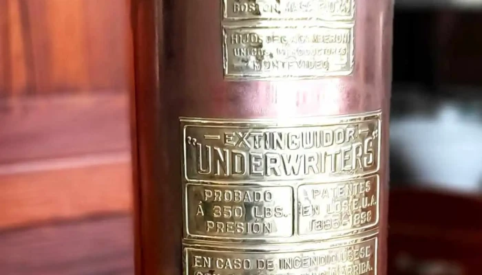 Matafuego de cobre y bronce americano