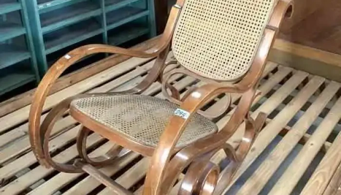 Mecedora Con Esterilla Con Averias