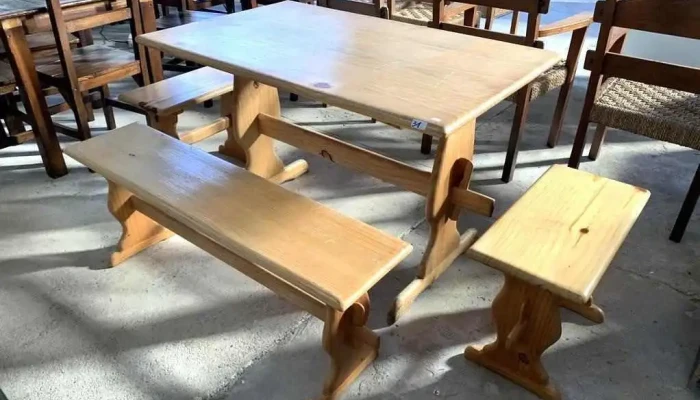 Mesa 1,19 X 0,75 Y 3 Bancos