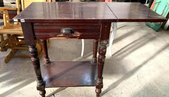 Mesa Auxiliar Colonial Con Cajon 090 X 1 - 06-12-2020