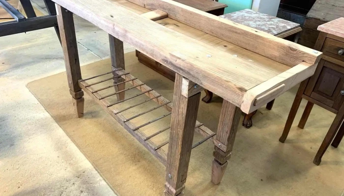 Mesa Banco De Trabajo En Pinotea 1,57 X 0,40 X 0,90