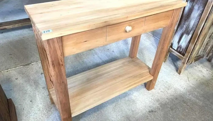 Mesa De Arrimo Un Cajon Pino Brasil Y Pinotea 0,90 X 0,36 X 0,82