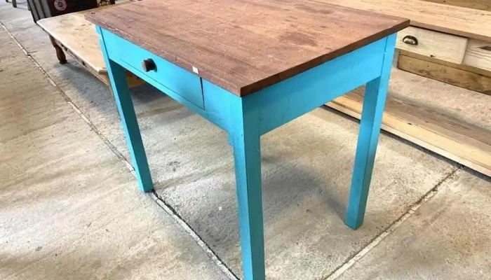 Mesa De Cocina Con Cajon Patas Laqueadas 3 - 06-12-2020