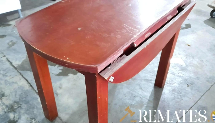 mesa de comedor tapa circular con 2 alas