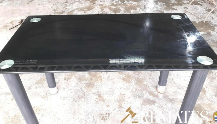 mesa de comedor tapa de vidrio negra
