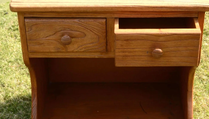 Mesa De Luz De Madera -  2 - 15-08-2021