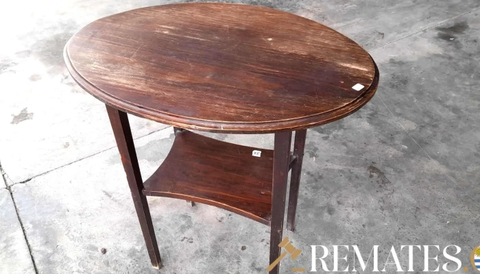 Mesa De Sala Oval En Madera Con Estante -  1 - 17-06-2021