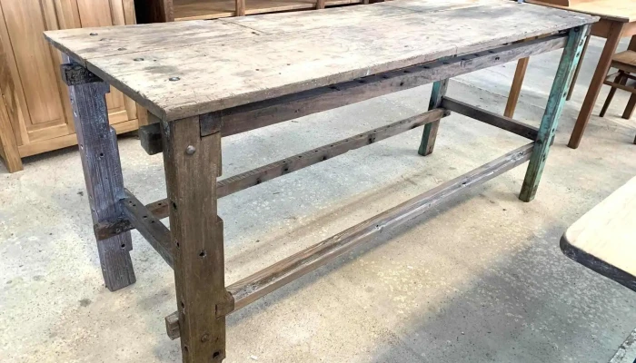 Mesa De Trabajo En Lapacho Abulonada 1,88 X 0,66 X 0,87 Alto