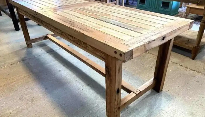 Mesa En Pinotea Con Travesano 240 X 0 6 - 06-12-2020