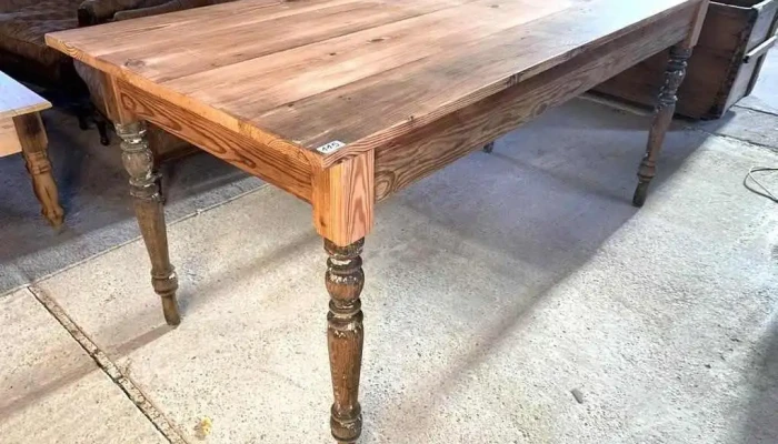 Mesa En Pinotea Patas Torneadas 176 X 0 1 - 06-12-2020