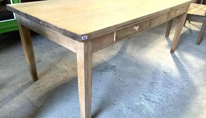 Mesa Pino Brasil 2 Caj. 2m X 1m X 0,80 Alto
