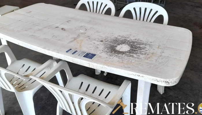 Mesa Pvc Con 4 Sillones -  1 - 17-06-2021