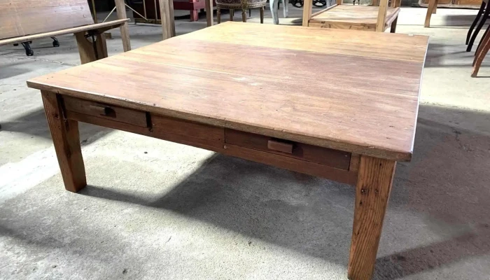 Mesa Ratona 4 Cajones Doble Frente  1,36 X 1,16 X 0,40 Alto