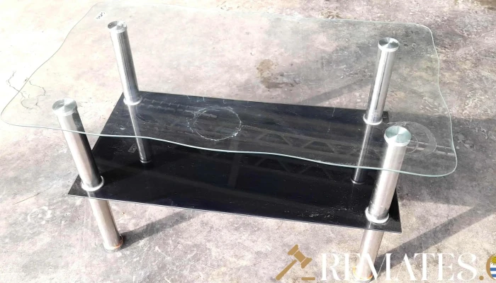 mesa ratona de 2 niveles tapa de cristal y base de caño