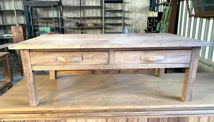 Mesa Ratona En Roble 2 Caj. 0,60 X 1,10 X 0,39 Alto