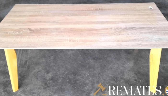 mesa ratona moderna igual a nueva