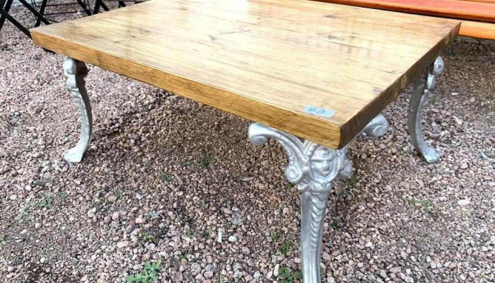 Mesa Ratona Patas Aluminio 0,80 X 0,60 X 0,38 Alto