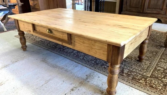 Mesa Ratona Patas Torneadas 1 Cajon 1,36 X 0,77 X 0,45 Alto