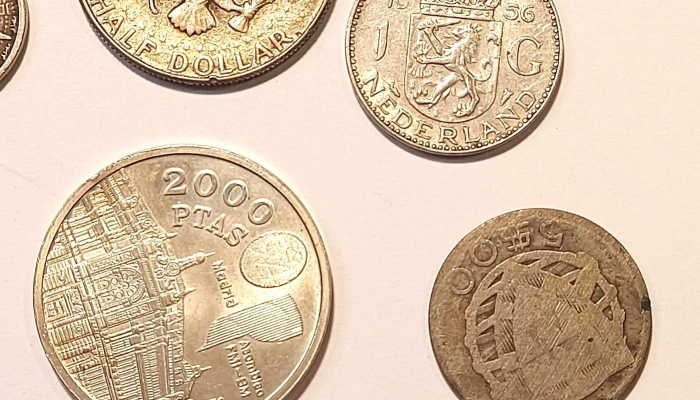 Monedas Mayoria De Plata -  4 - 05-06-2021