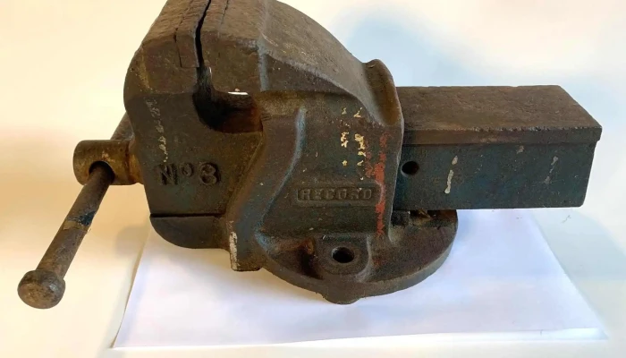 Morsa De Banco Record Inglesa No3   037 1 - 06-12-2020