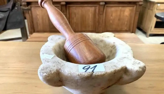 Mortero Marmol Con  Pilon De Lapacho 0,18 Diam