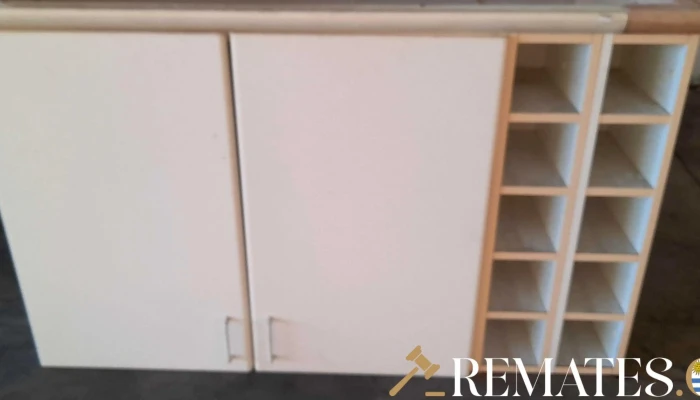 Mueble Areo De 3 Puertas Y Vinera En El 2 - 17-06-2021