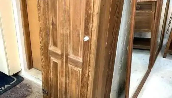 Mueble Auxiliar En Pinotea 1 Puerta 1 Ca 2 - 06-12-2020