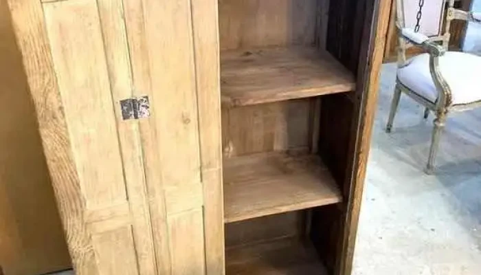 Mueble Auxiliar En Pinotea 1 Puerta 1 Ca 3 - 06-12-2020