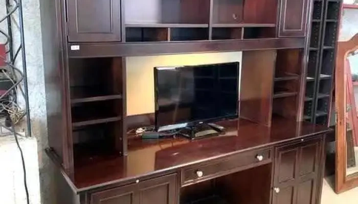 Mueble Biblioteca Escritorio c/ Luz y Conectores Varios, 1.86 X 0,60 X 2,25 Alto